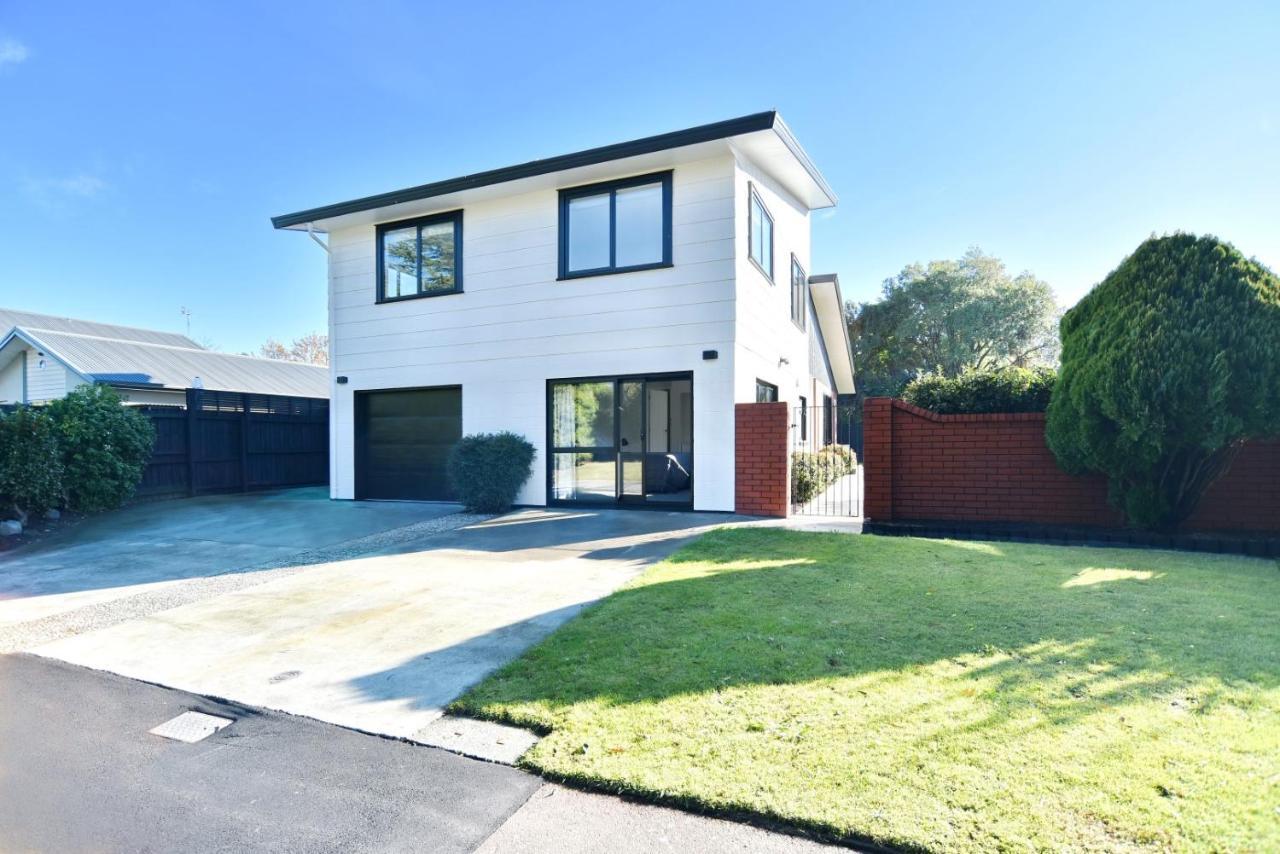 Lavandula 4 - Christchurch Holiday Homes Ngoại thất bức ảnh