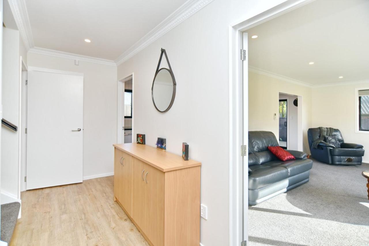 Lavandula 4 - Christchurch Holiday Homes Ngoại thất bức ảnh